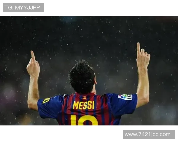 梅西巧妙观察对手防守时机精准助攻展现超凡球技