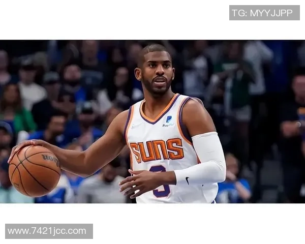 德隆感慨保罗仍在赛场拼搏自言下楼梯都可能受伤